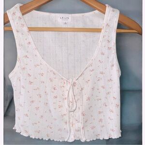 Le Lis‎ White Floral Women's Top size small